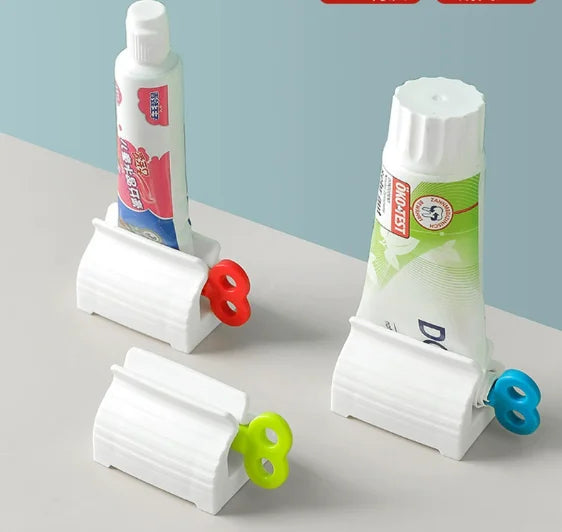 Creative Manual Toothpaste Roll Automatic Squeezer Lazy Facial Cleanser Plastic Clip Stock Household Sundries Toothpaste Press