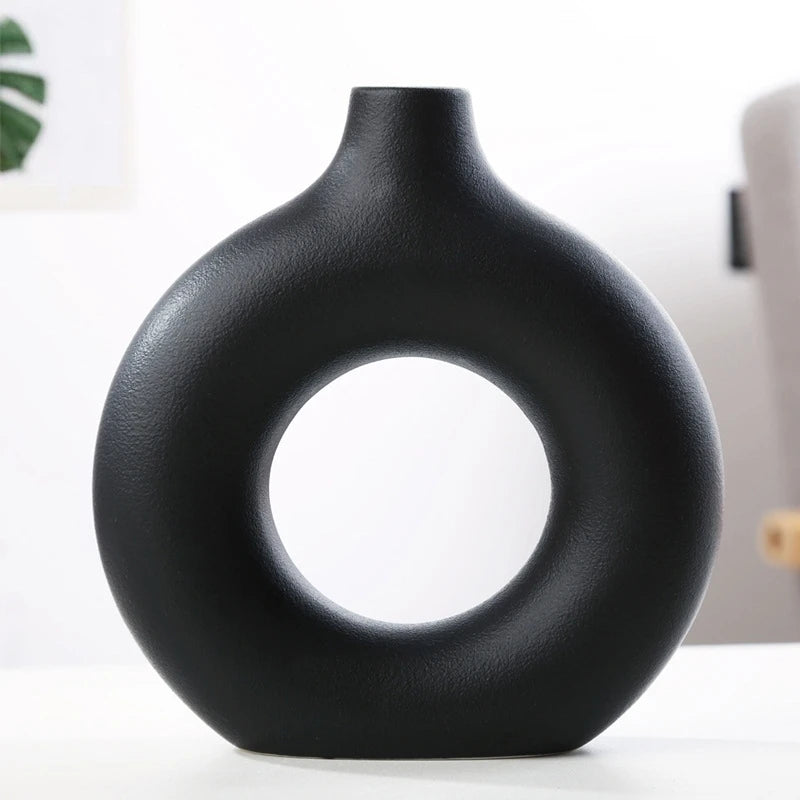 Nordic Modern Ceramic Donut Vase Matt Creative Circular Design for Living Room Handcrafted Flower Irregular Decorative Bottle